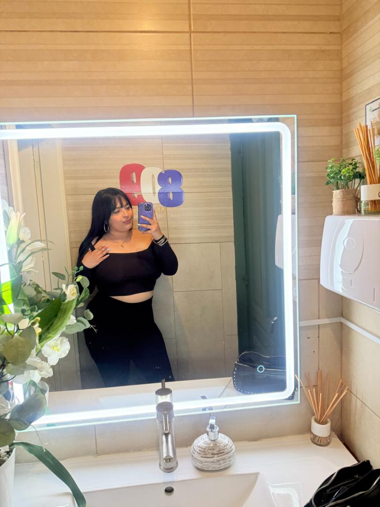 631132609: Chica busca chico en Madrid