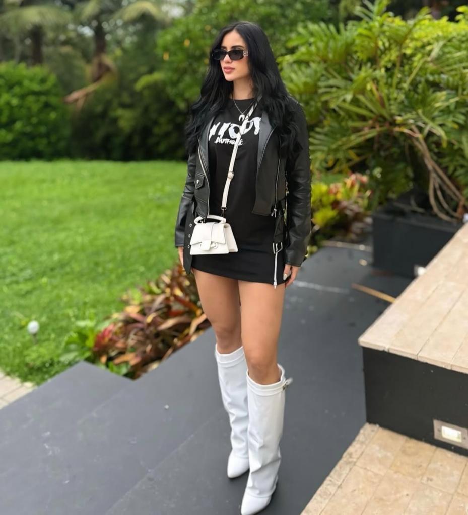 636420480: Chica busca chico en La Coruña