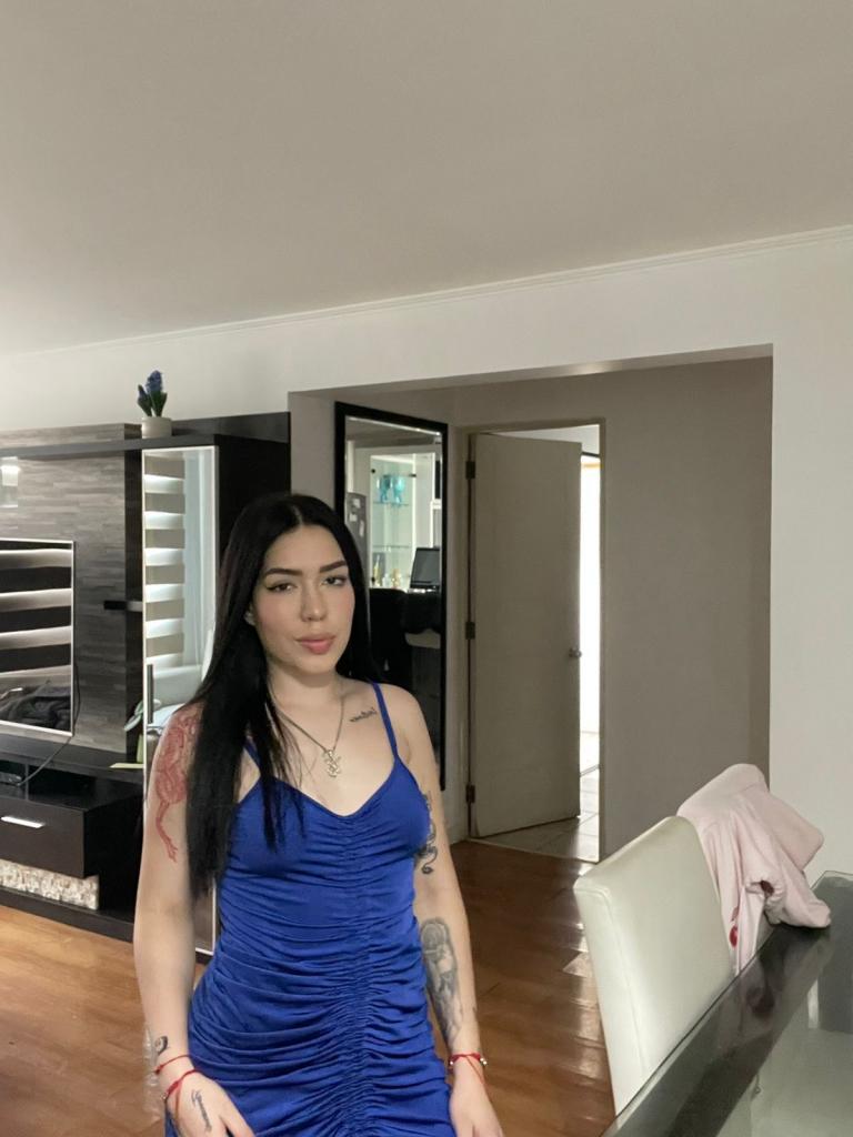 Chica busca chico en Ibiza: 