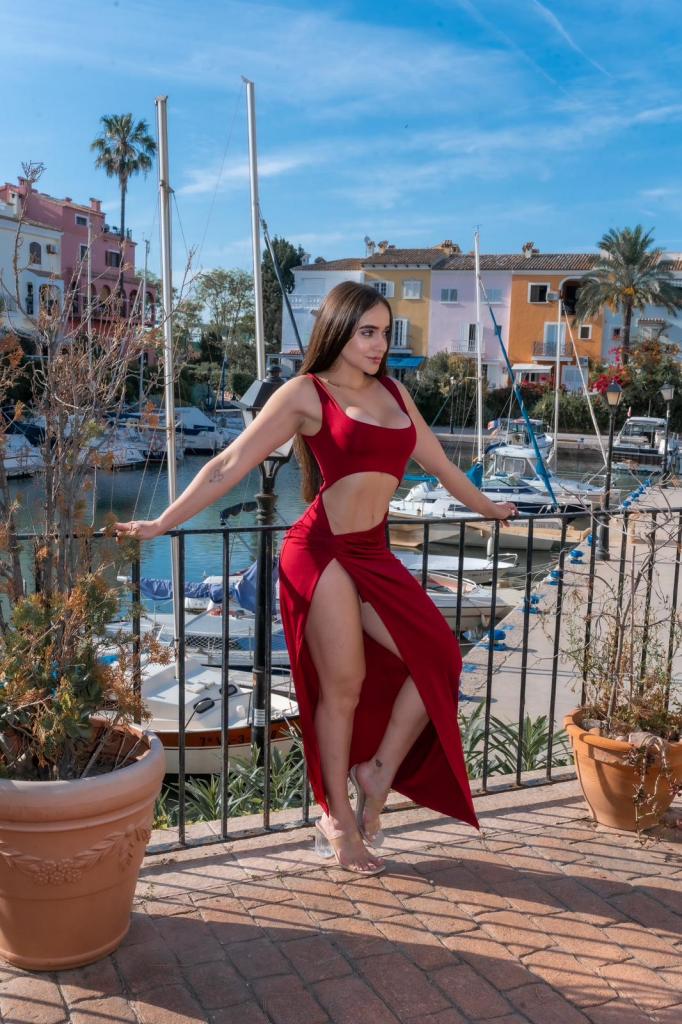 Chica busca chico en Tenerife: 