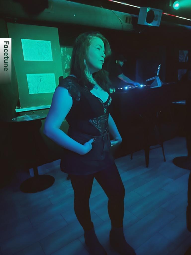 Chica busca chico en Asturias: 