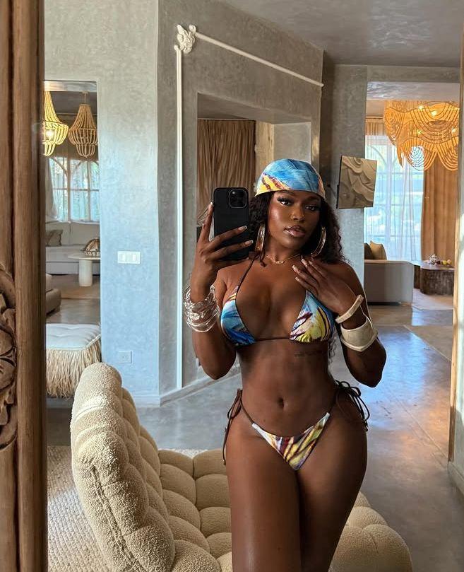 Chica busca chico en Orense: 