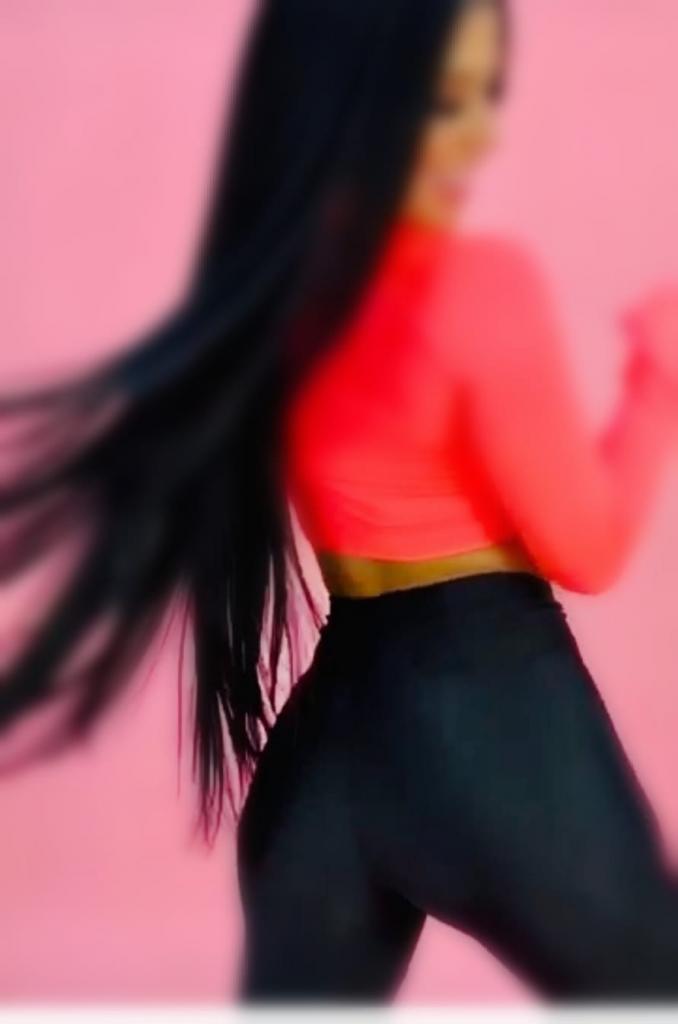 641660677: Chica busca chico en Navarra