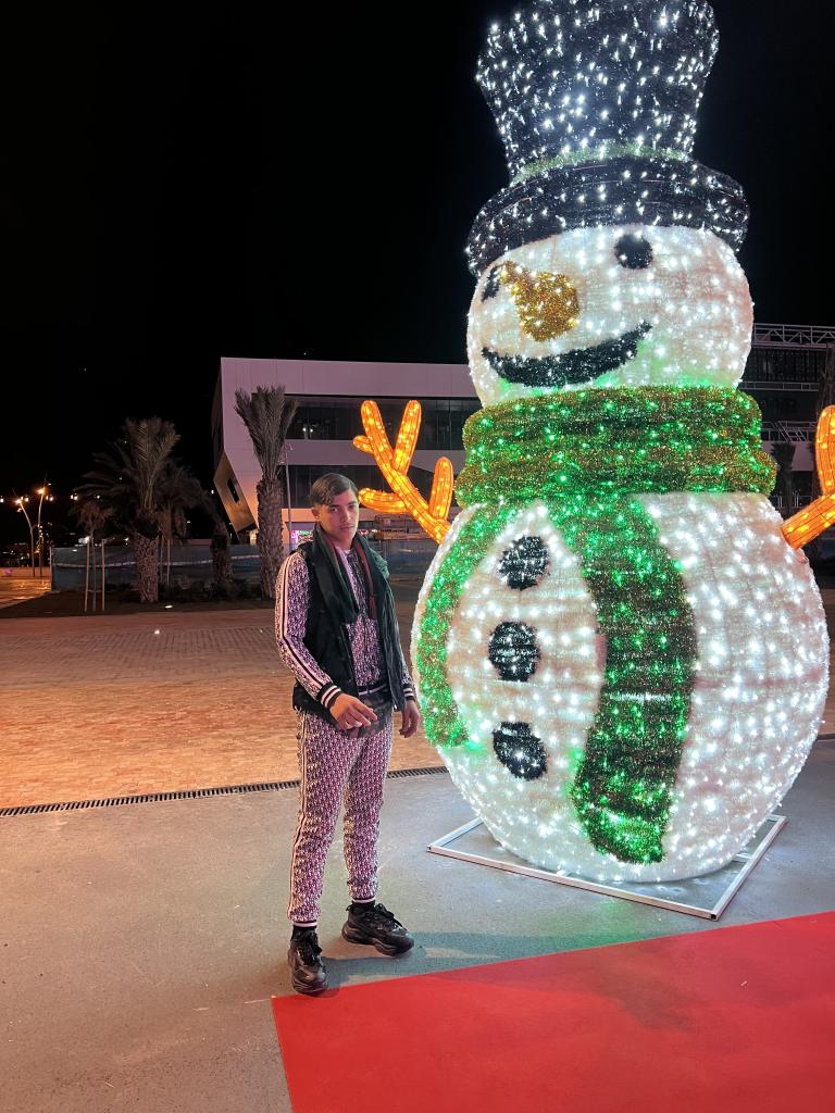 Chico busca chica en Almería: 