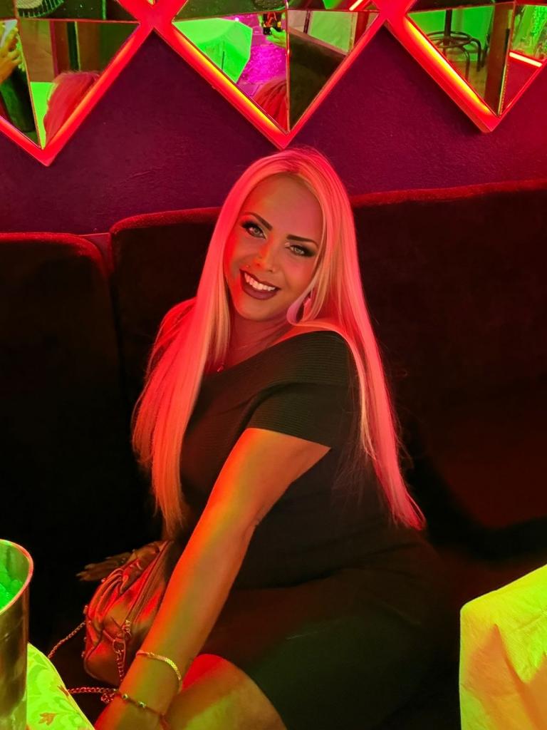 Transexual en Sevilla: Transexuales y Travestis