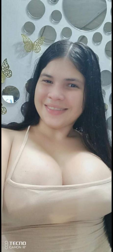 617088229: Chica busca chico en Murcia