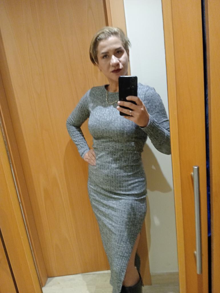 672017347: Chica busca chico en Cádiz