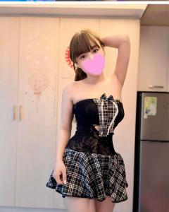 685570637: Chica busca chico en Barcelona