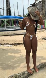 633609931: Chica busca chico en Huelva