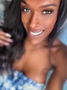 613961516: Travesti en Sevilla