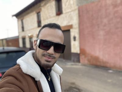 627699981: Chico busca chica en Valladolid