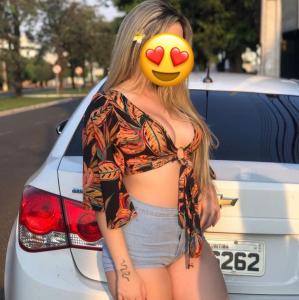 613760341: Chica busca chico en Tarragona