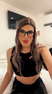 662475434: Transexual en Ibiza