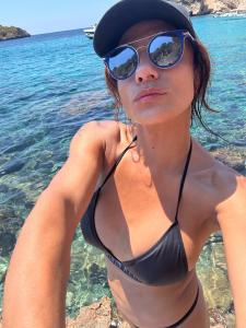 676960291: Chica busca chico en Mallorca