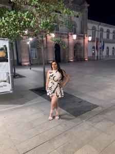 623344845: Travesti en León