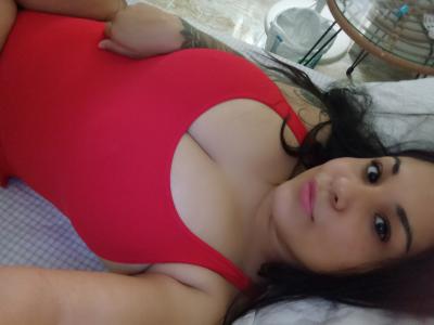 684708461: Chica busca chico en Madrid