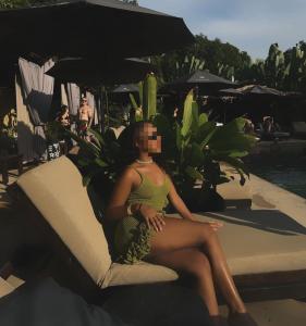 633609931: Chica busca chico en Huelva