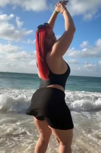 643661504: Chica busca chico en Lugo