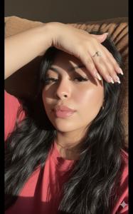 611347539: Chica busca chico en Navarra