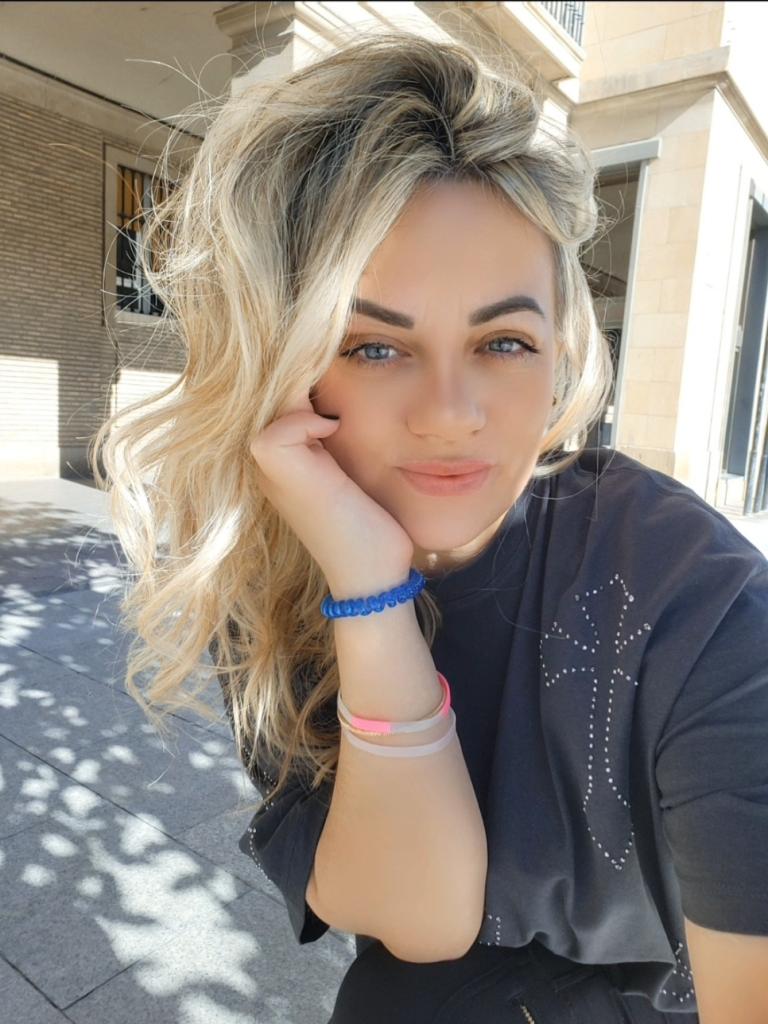 672170047: Chica busca chico en Valladolid