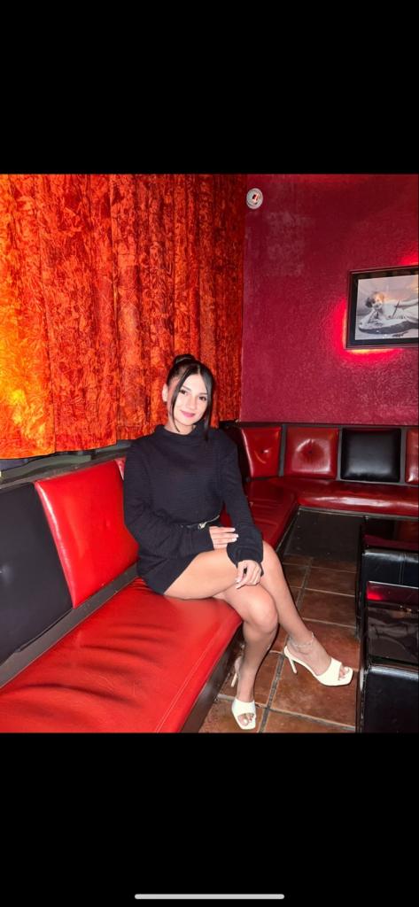 627047056: Chica busca chico en Almería