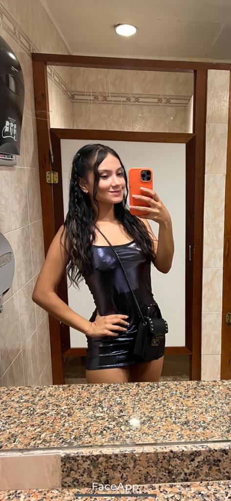 627047056: Chica busca chico en Almería