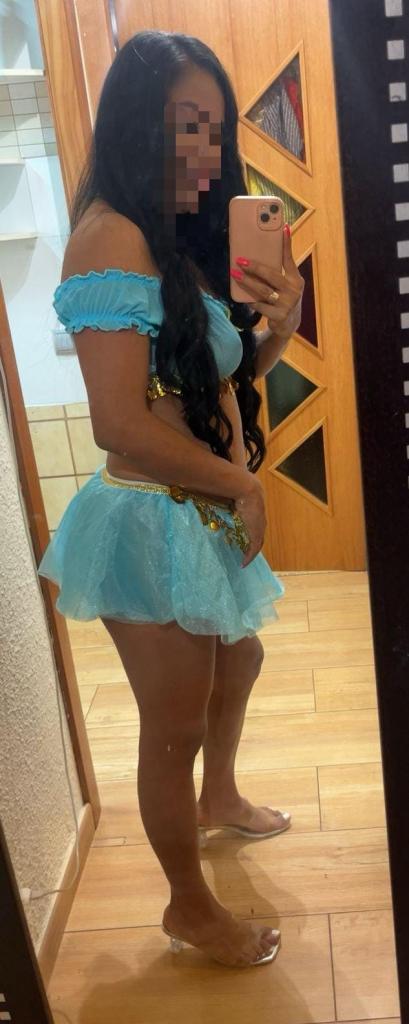 Chica busca chico en Barcelona: 