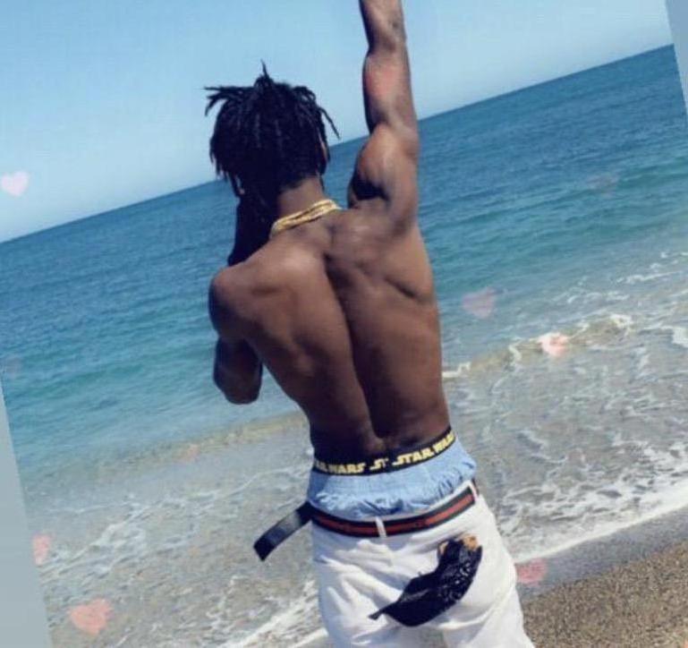 Chico busca chica en Granada: 