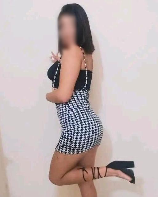 Chica busca chico en Tenerife: 
