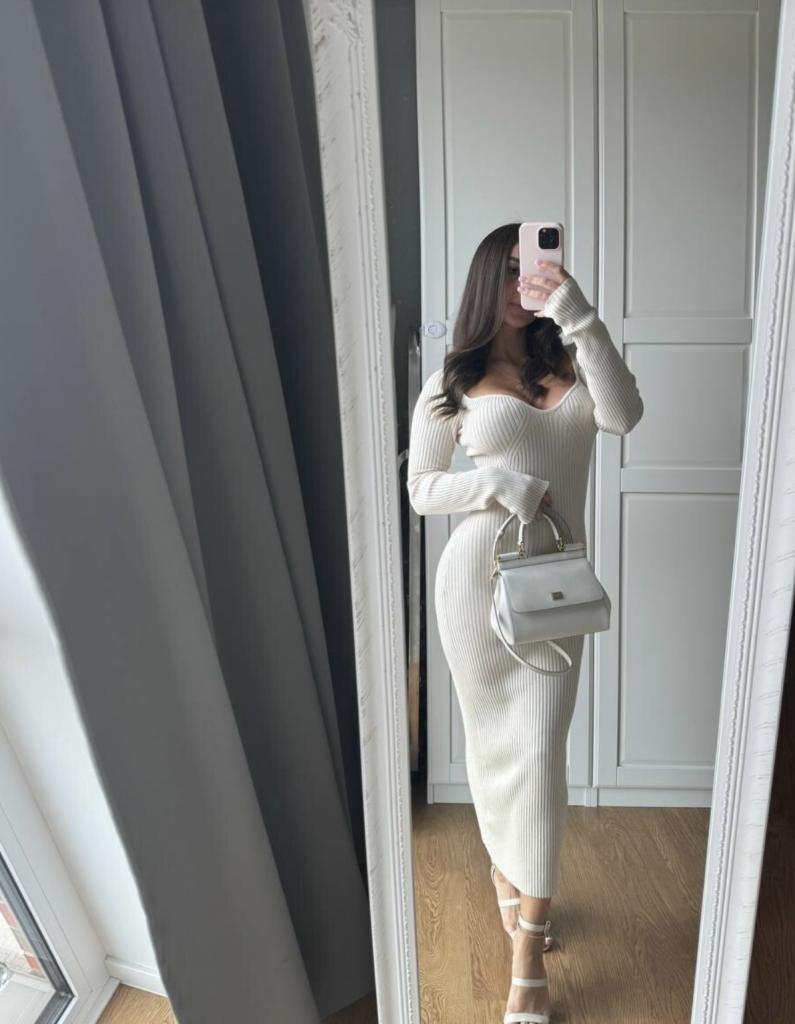 Chica busca chico en Almería: 