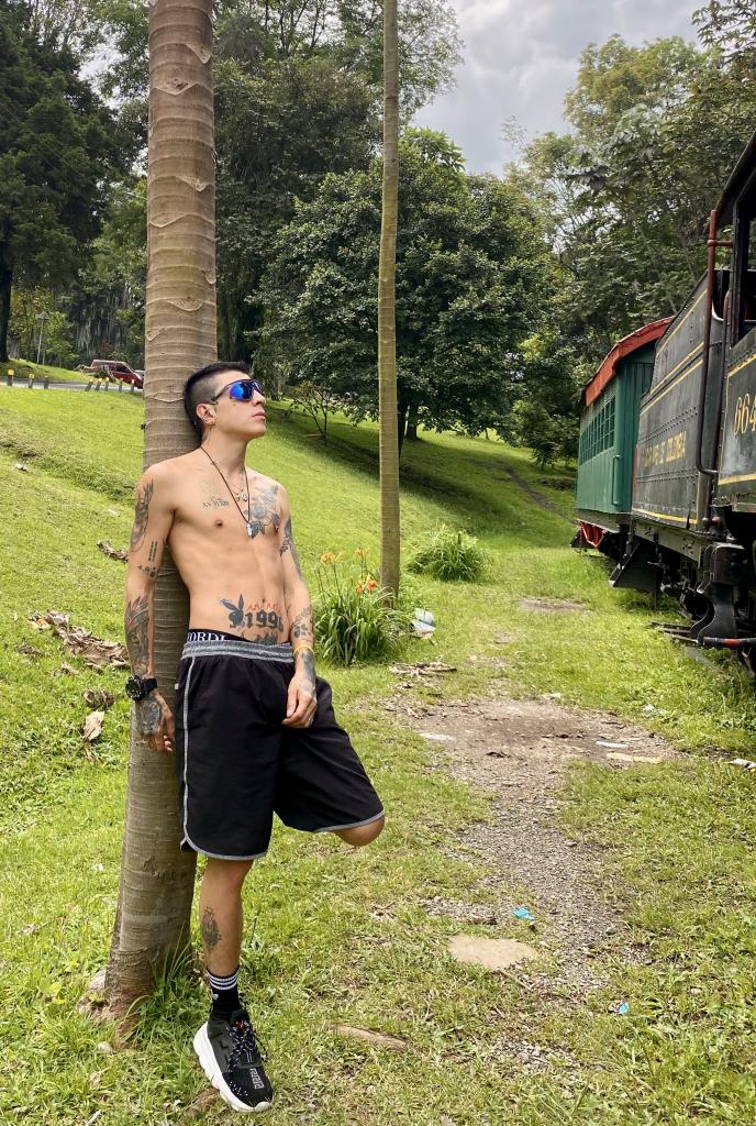 Chico busca chica en Barcelona: 