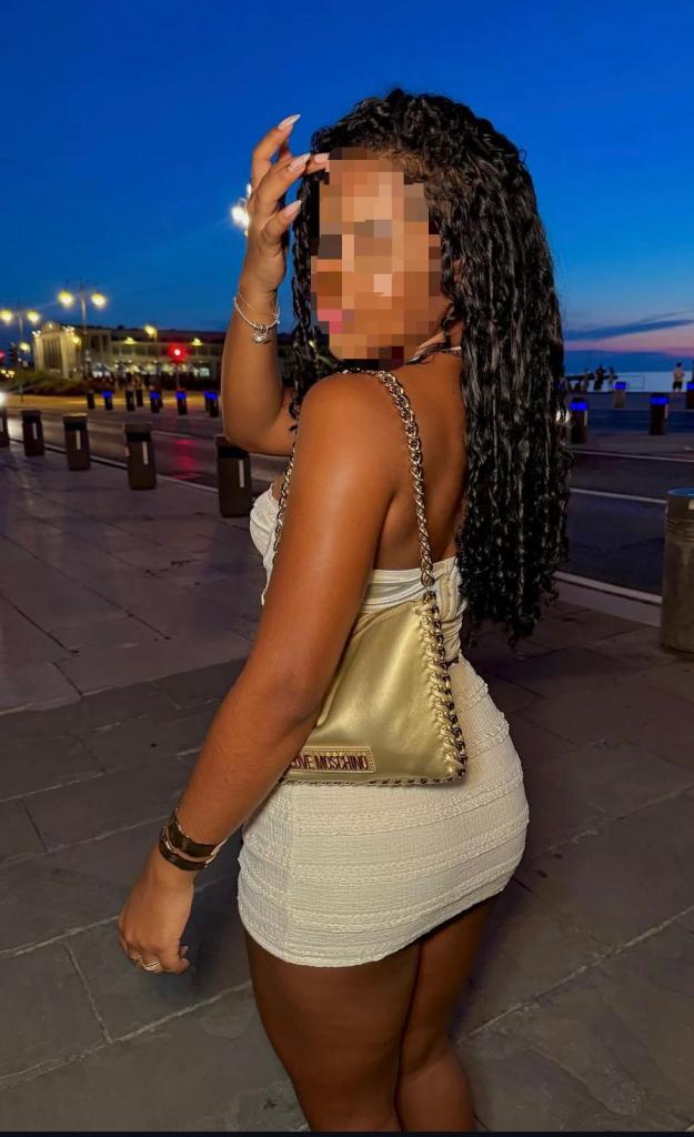 632138780: Chica busca chico en Pontevedra