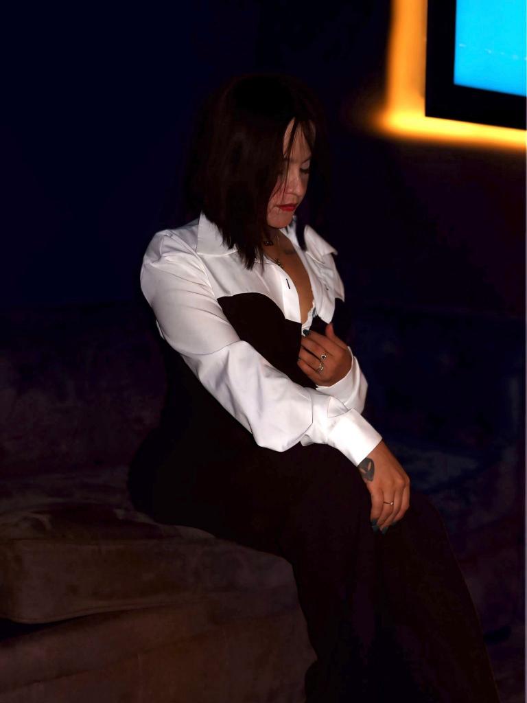 604189592: Chica busca chico en Cantabria