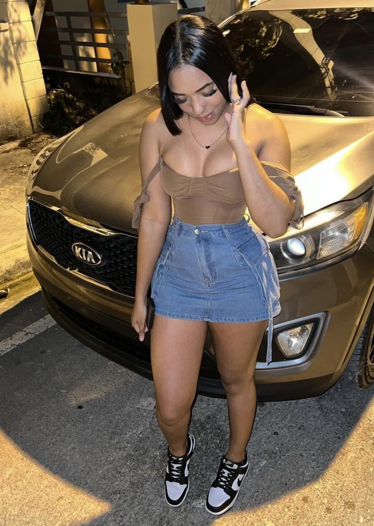 672528885: Chica busca chico en Pontevedra