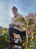 614118235: Chico busca chica en Barcelona