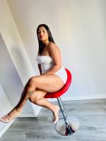 672807507: Chica busca chico en Madrid