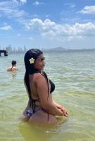 667299856: Chica busca chico en Sevilla