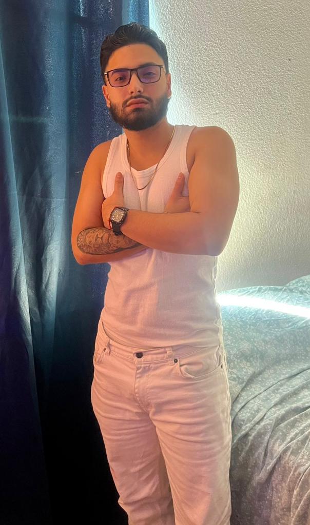 653578277: Chico busca chica en Alicante