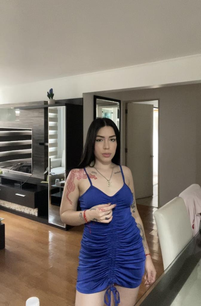 Chica busca chico en Ibiza: 