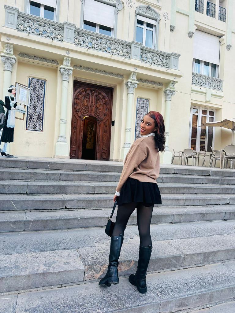 Chica busca chico en Tarragona: Chica busca chico