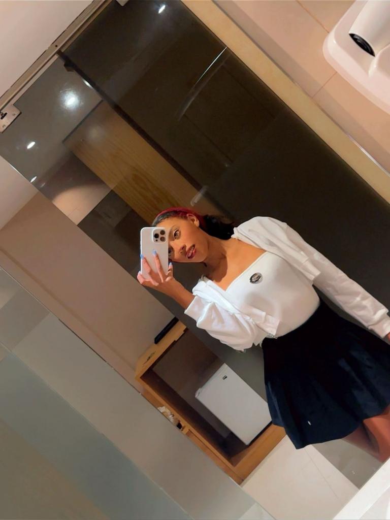 Chica busca chico en Tarragona: Chica busca chico