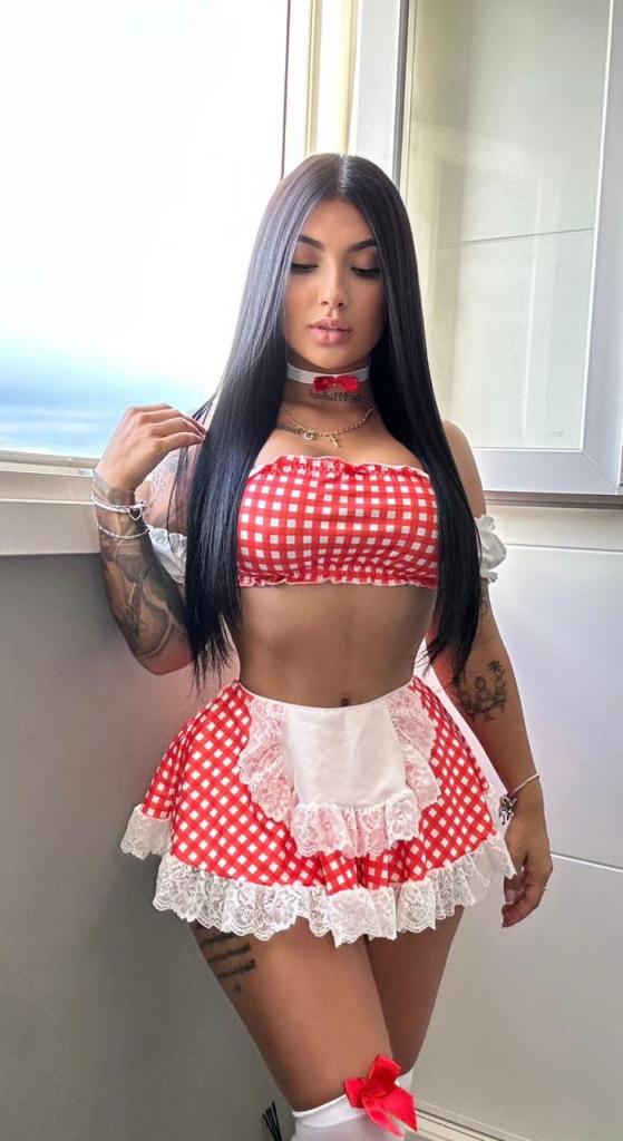 Chica busca chico en Cádiz: 