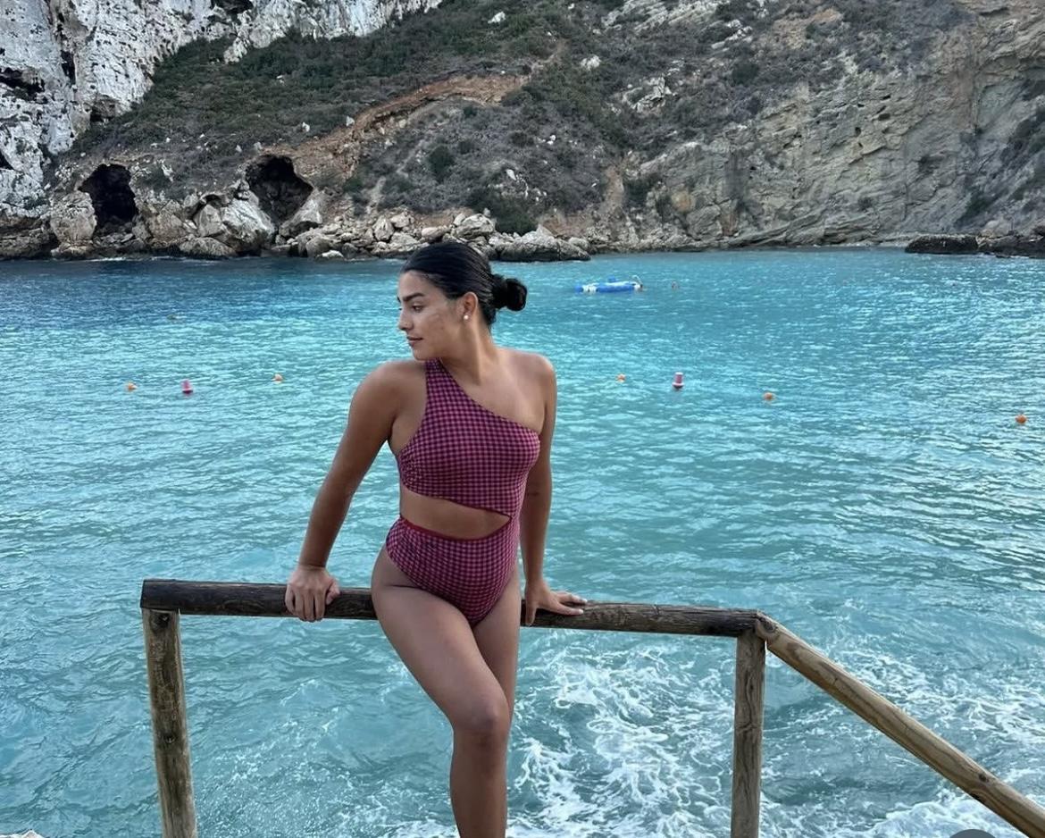 612224355: Chica busca chico en Alicante