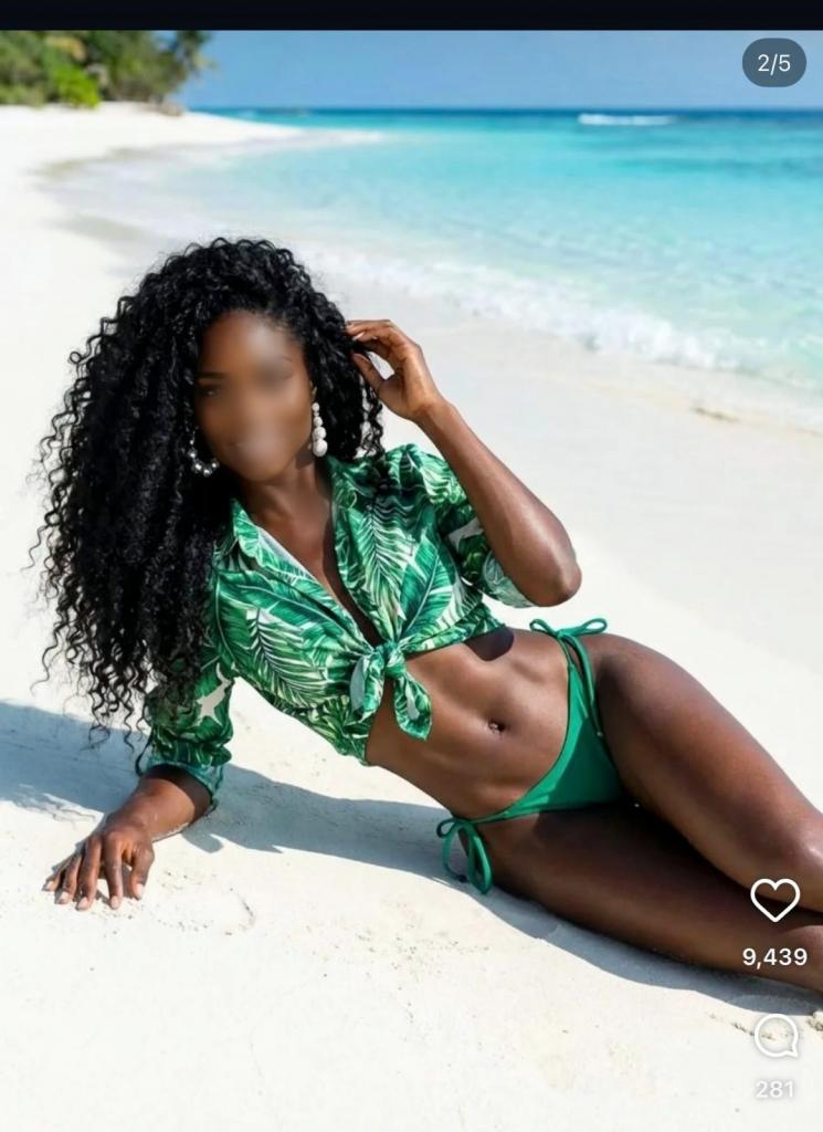 647275219: Chica busca chico en Sevilla