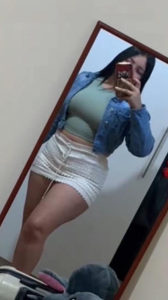 672874883: Chica busca chico en Málaga