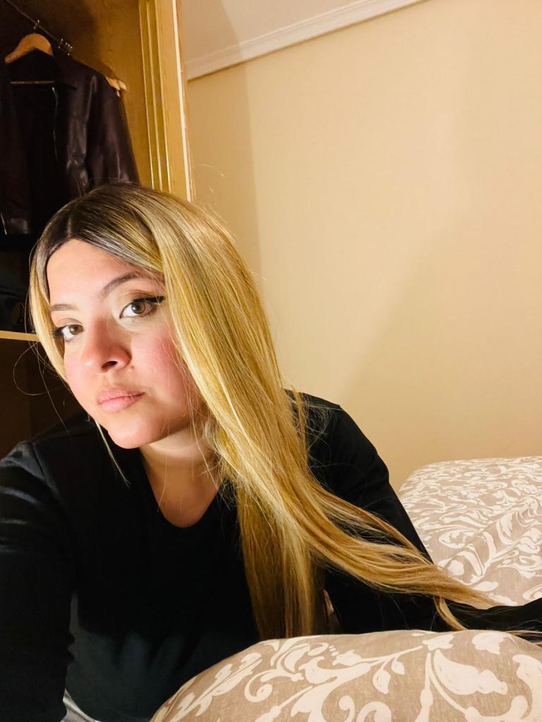 Chica busca chico en Granada: 