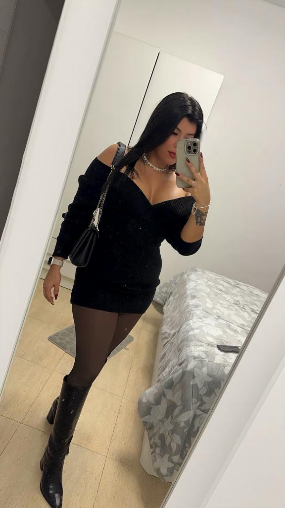 Chica busca chico en Málaga: Chica busca chico