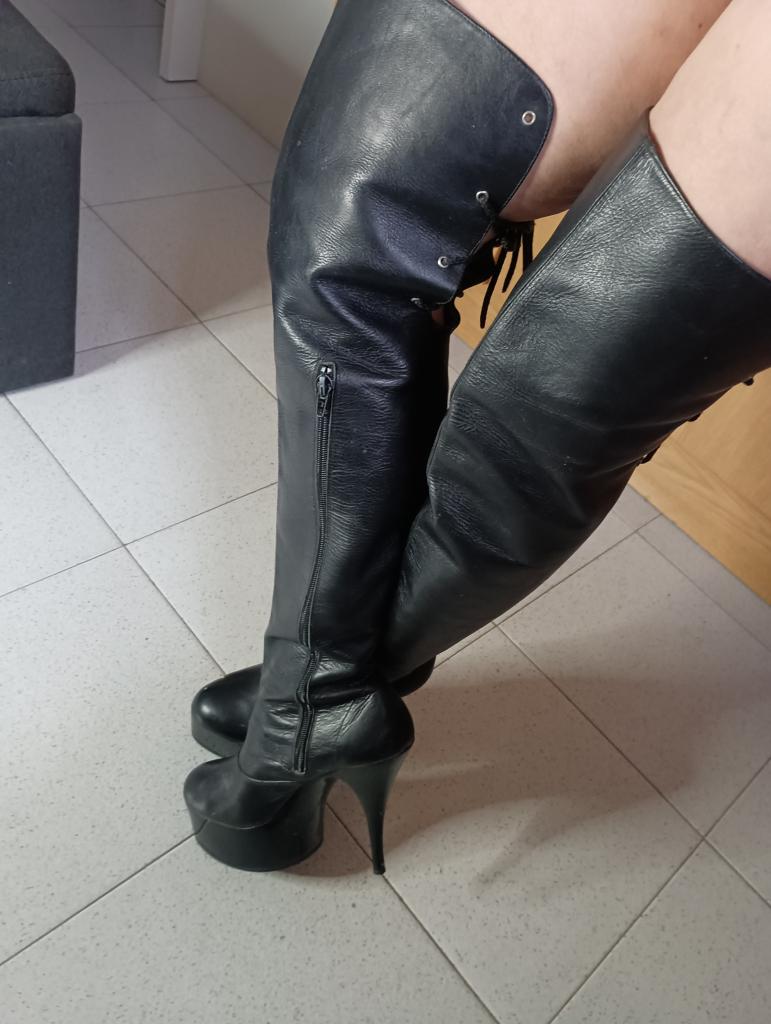 624699076: Chica busca chico en Las Palmas