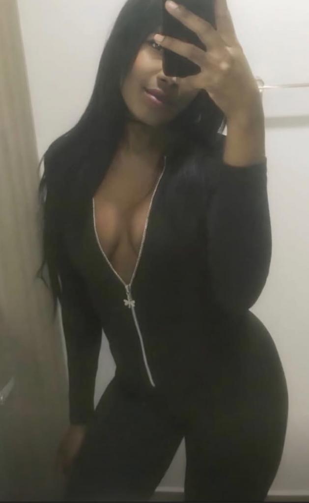 646441884: Chica busca chico en Almería