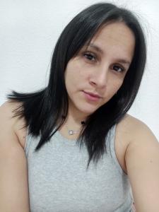 667795050: Chica busca chico en Huelva